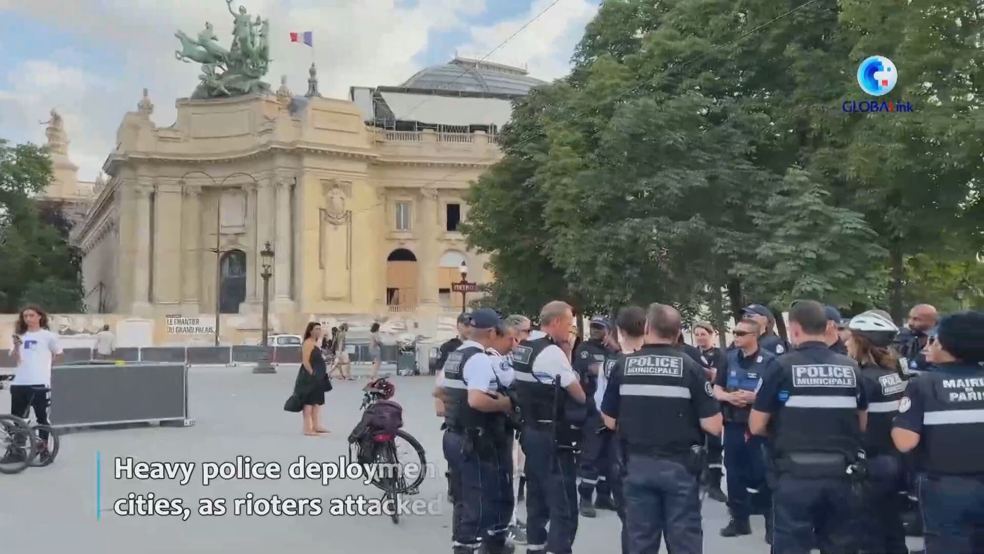 GLOBALink : ฝรั่งเศสเผยยอดจับกุม เหตุรุนแรงข้ามคืน แตะ 719 ราย