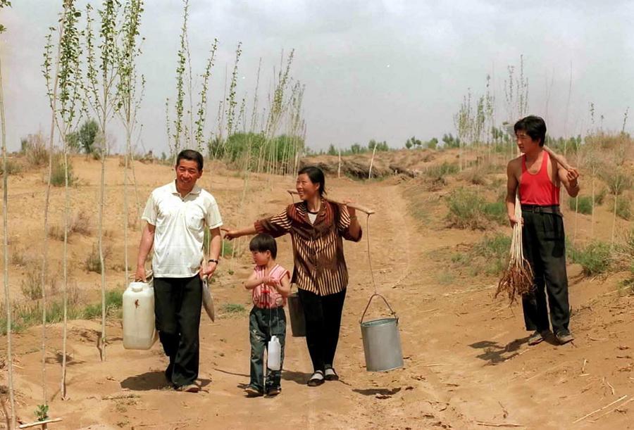 (บันทึกภาพปี 2000 และวันที่ 20 พ.ค. 2026)
