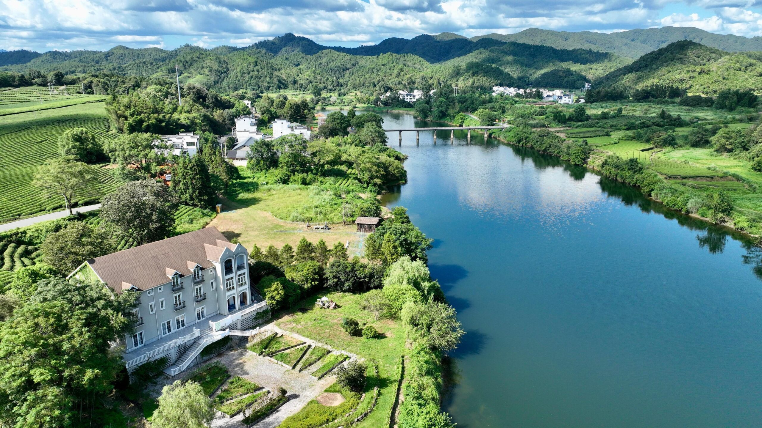 (บันทึกภาพวันที่ 26-27 ส.ค. 2026)