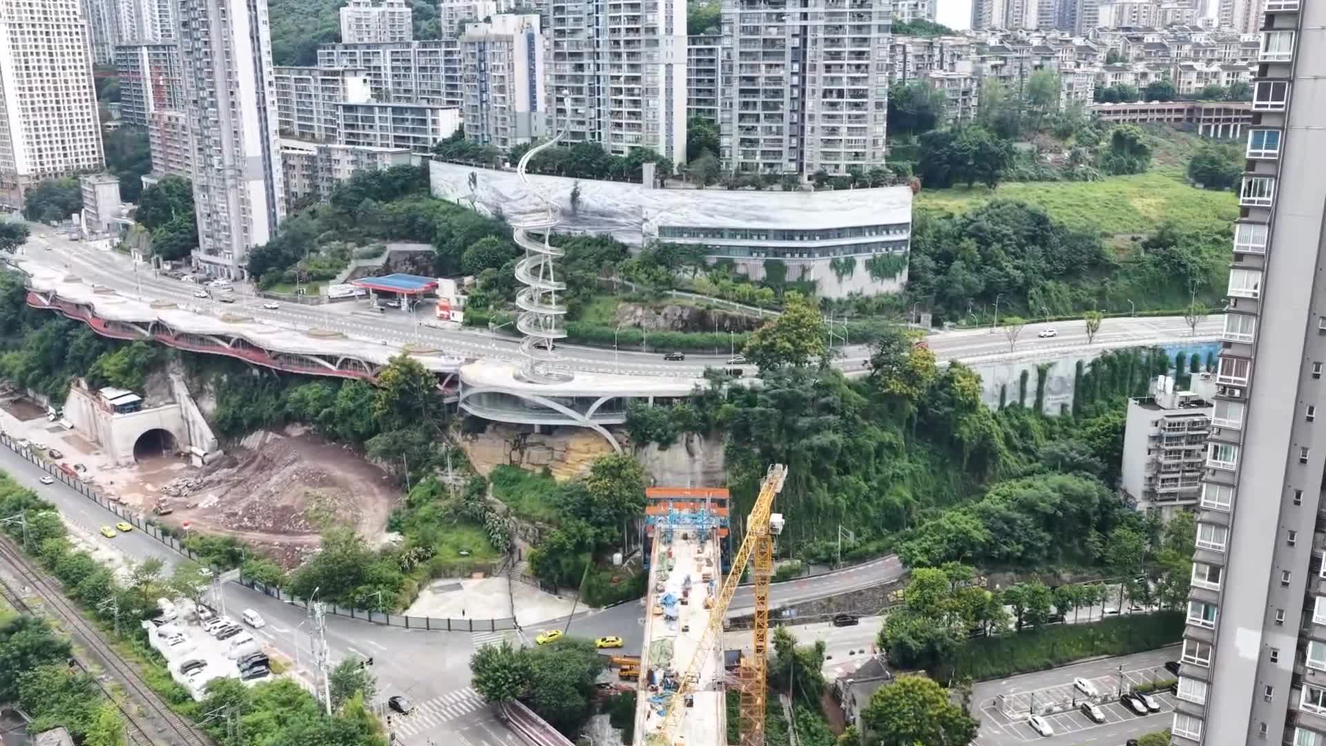 จีนเชื่อมสะพานยาวสุดบน ‘ทางรถไฟเฉิงตู-ฉงชิ่ง’ ปรับโฉมเส้นทางสายประวัติศาสตร์